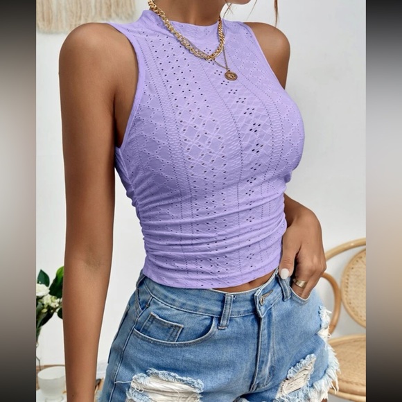 Boho light green fitted eyelet embroidered tank top - Picture 15 of 15